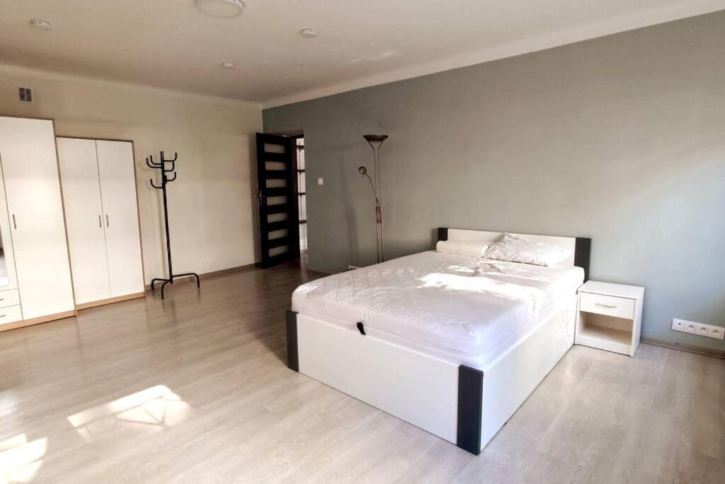 Two Room Apartment In A Prestigious Location Warszawa Eksteriør bilde